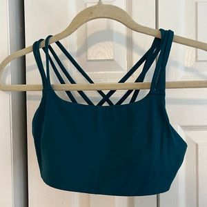Athleta Fully Focused Sports Bra